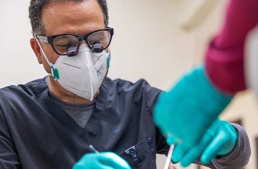 Lorain endodontist treating a patient